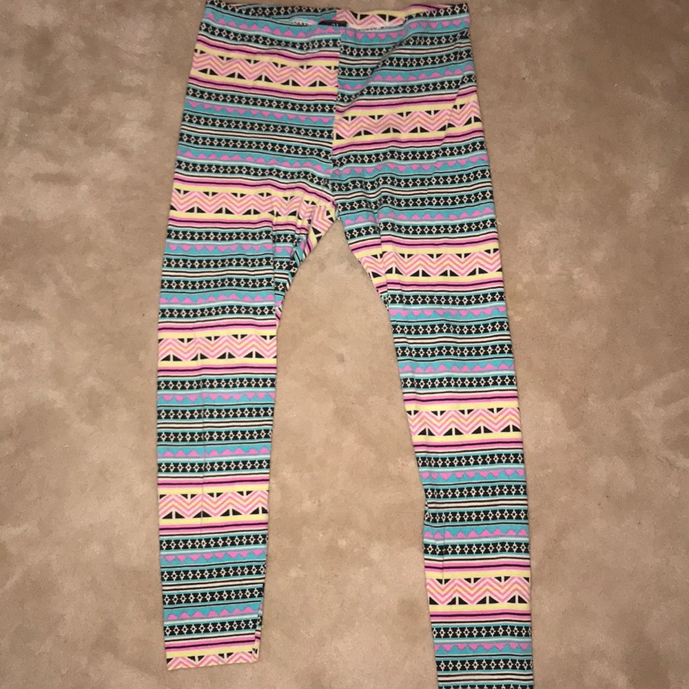 Kid leggings by Rue 21